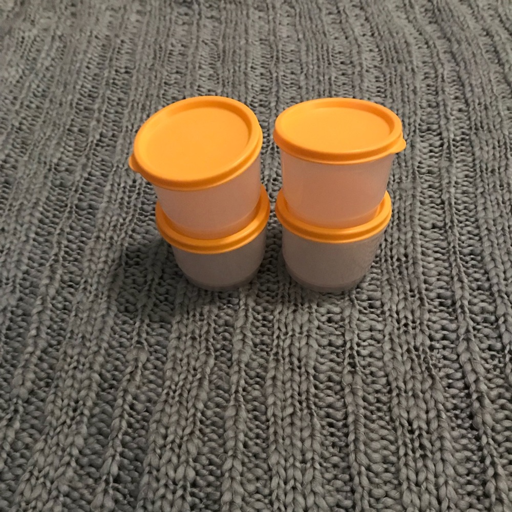 Tupperware 4oz snack cups with orange lid - Picture 3 of 3